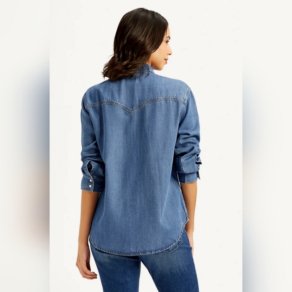Levi's Solid Relaxed Fit Shirt Denim - Picture 2 of 14
